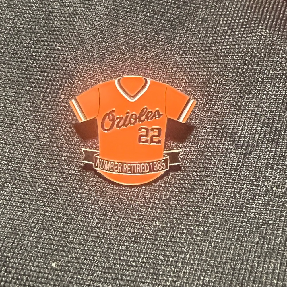 VTG Baltimore Orioles 1985 Retired Number #22 Jim Palmer Jersey Enamel Pin 1999